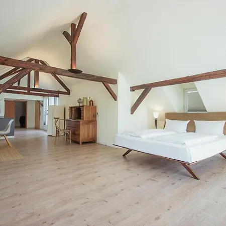 Trabener Hof 3*